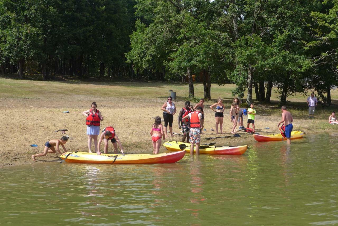 Camping Les Petites Minaudieres Saint-Sauveur (Vienne) Exterior photo